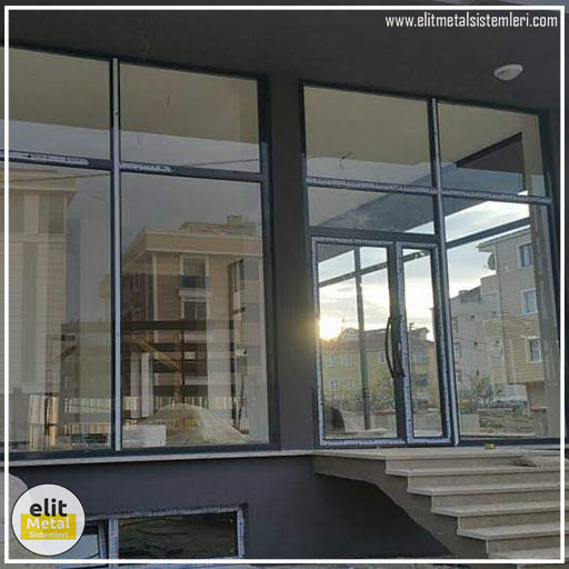 alüminyum doğrama sistemleri, alüminyum pencere profilleri, dayanıklı alüminyum kapı, ısı yalıtımlı alüminyum doğrama, alüminyum sürgülü kapı, modern alüminyum pencere uygulamaları, balkon alüminyum doğrama, alüminyum cam giydirme, estetik alüminyum çerçeve, alüminyum kapı montaj hizmeti, hafif alüminyum doğrama çözümleri, paslanmaz alüminyum profiller, alüminyum kapı pencere üreticisi, güvenli alüminyum doğrama sistemleri, alüminyum doğrama aksesuarları, özel ölçü alüminyum doğrama, ses yalıtımlı alüminyum doğrama, dış cephe alüminyum uygulamaları, alüminyum doğrama tamiri, alüminyum cam bölme sistemleri