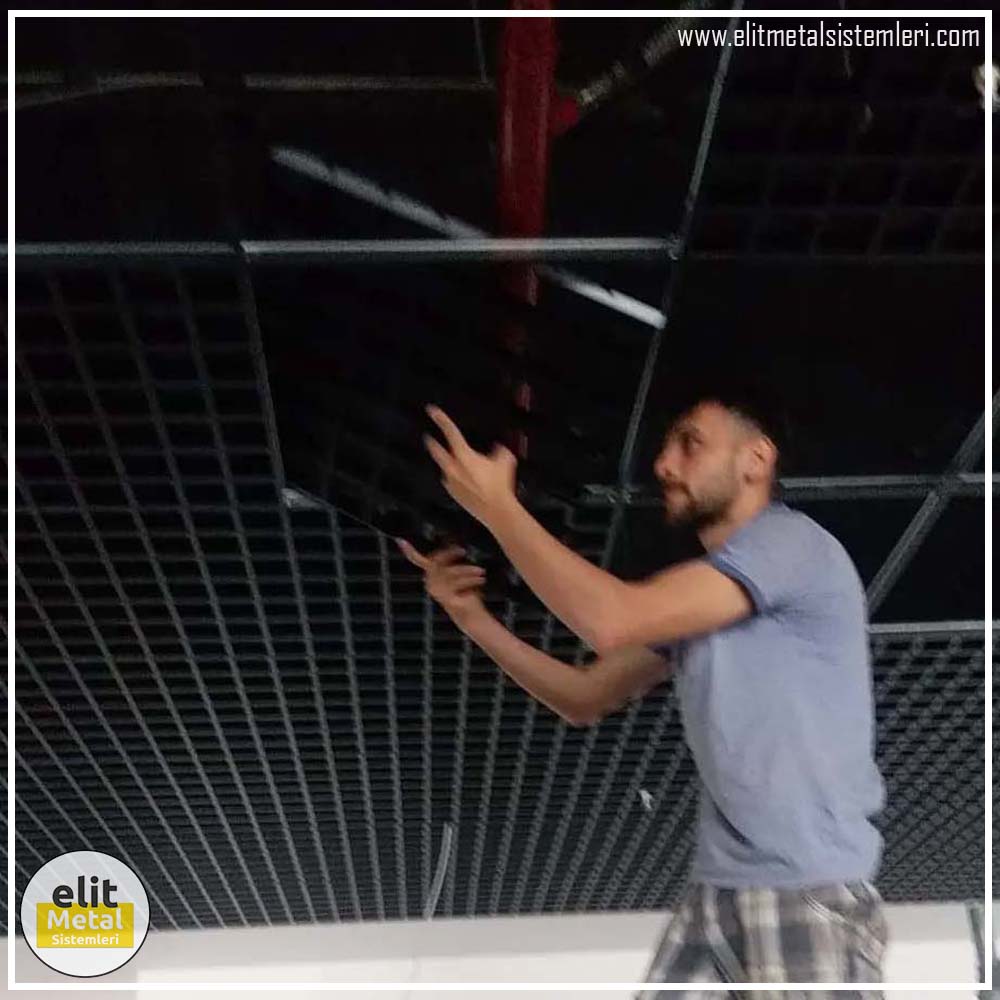 alüminyum çit sistemleri, alüminyum merdiven bariyeri, balkon alüminyum panel, paslanmaz alüminyum güvenlik, dayanıklı alüminyum korkuluk profili, cam panel balkon korkuluğu, temperli cam merdiven paneli, şeffaf cam güvenlik bariyeri, paslanmaz cam bağlantı elemanları, dekoratif cam panel çözümleri, ferforje balkon bariyeri, el işçiliği ferforje panel, özel tasarım ferforje güvenlik, ferforje dış alan koruma, dayanıklı ferforje çit, lazer kesim metal panel, desenli lazer kesim korkuluk, lazer teknoloji ile üretilmiş korkuluk, özel motifli lazer panel, dekoratif lazer metal bariyer, galvaniz mesh panel çit, sanayi tipi mesh güvenlik, tel örgü panel uygulaması, otopark güvenlik paneli, balkon tel panel çözümü, pleksi merdiven paneli, şeffaf pleksi bariyer, dayanıklı pleksi korkuluk, iç mekân pleksi uygulaması, alüminyum duvar tutamaç, merdiven alüminyum tutamak, dayanıklı duvar destek aparatı, motorlu otomatik tente sistemi, açılır kapanır pergole uygulaması, uzaktan kumandalı pergole, motorlu kepenk sistemi, güvenlikli otomatik kepenk, alüminyum çerçeveli kış bahçesi, camlı teras kış bahçesi, kompozit panel dış cephe, alüminyum kaplamalı kompozit panel