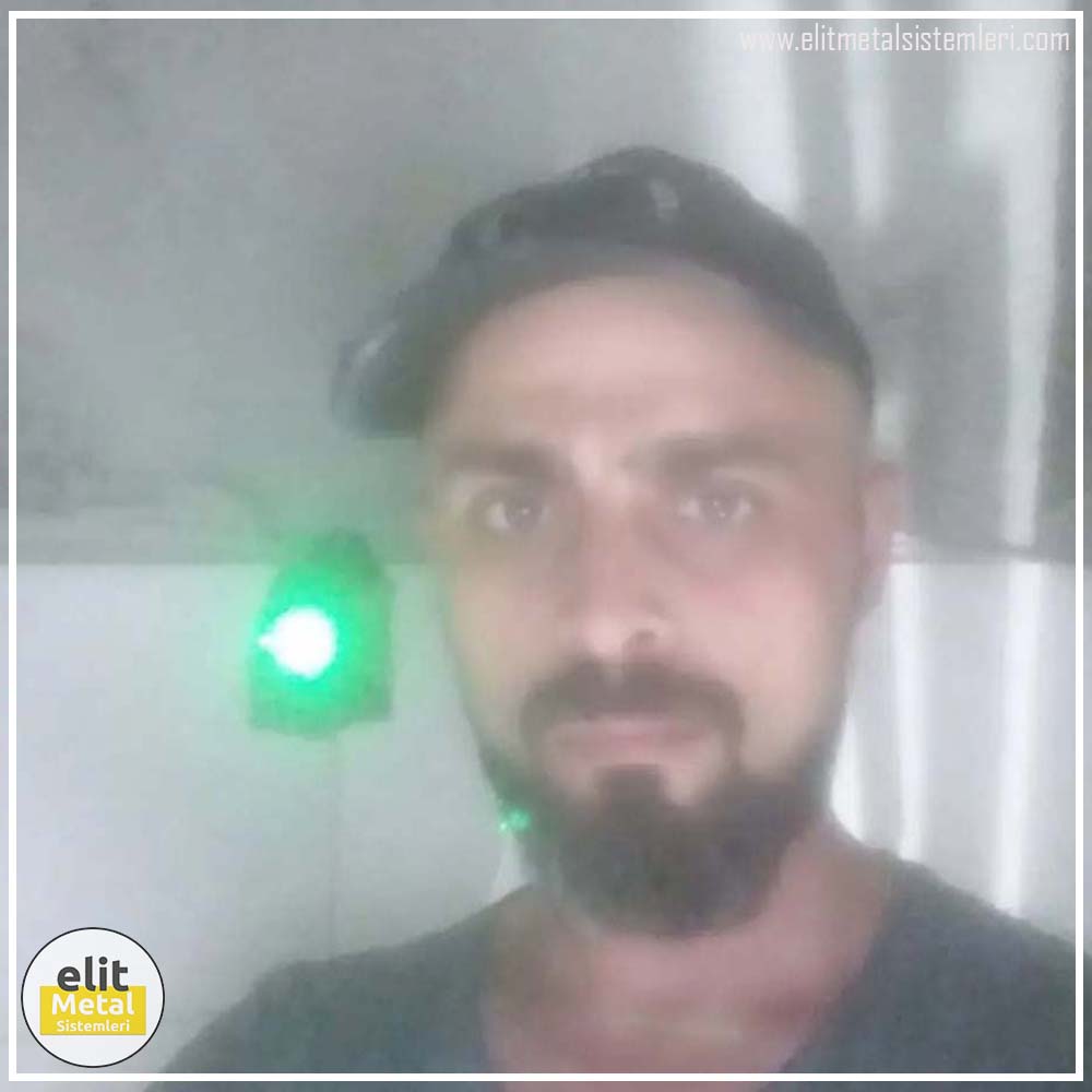 alüminyum çit sistemleri, alüminyum merdiven bariyeri, balkon alüminyum panel, paslanmaz alüminyum güvenlik, dayanıklı alüminyum korkuluk profili, cam panel balkon korkuluğu, temperli cam merdiven paneli, şeffaf cam güvenlik bariyeri, paslanmaz cam bağlantı elemanları, dekoratif cam panel çözümleri, ferforje balkon bariyeri, el işçiliği ferforje panel, özel tasarım ferforje güvenlik, ferforje dış alan koruma, dayanıklı ferforje çit, lazer kesim metal panel, desenli lazer kesim korkuluk, lazer teknoloji ile üretilmiş korkuluk, özel motifli lazer panel, dekoratif lazer metal bariyer, galvaniz mesh panel çit, sanayi tipi mesh güvenlik, tel örgü panel uygulaması, otopark güvenlik paneli, balkon tel panel çözümü, pleksi merdiven paneli, şeffaf pleksi bariyer, dayanıklı pleksi korkuluk, iç mekân pleksi uygulaması, alüminyum duvar tutamaç, merdiven alüminyum tutamak, dayanıklı duvar destek aparatı, motorlu otomatik tente sistemi, açılır kapanır pergole uygulaması, uzaktan kumandalı pergole, motorlu kepenk sistemi, güvenlikli otomatik kepenk, alüminyum çerçeveli kış bahçesi, camlı teras kış bahçesi, kompozit panel dış cephe, alüminyum kaplamalı kompozit panel