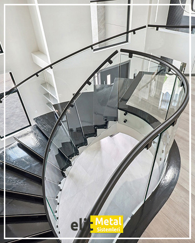 alüminyum çit sistemleri, alüminyum merdiven bariyeri, balkon alüminyum panel, paslanmaz alüminyum güvenlik, dayanıklı alüminyum korkuluk profili, cam panel balkon korkuluğu, temperli cam merdiven paneli, şeffaf cam güvenlik bariyeri, paslanmaz cam bağlantı elemanları, dekoratif cam panel çözümleri, ferforje balkon bariyeri, el işçiliği ferforje panel, özel tasarım ferforje güvenlik, ferforje dış alan koruma, dayanıklı ferforje çit, lazer kesim metal panel, desenli lazer kesim korkuluk, lazer teknoloji ile üretilmiş korkuluk, özel motifli lazer panel, dekoratif lazer metal bariyer, galvaniz mesh panel çit, sanayi tipi mesh güvenlik, tel örgü panel uygulaması, otopark güvenlik paneli, balkon tel panel çözümü, pleksi merdiven paneli, şeffaf pleksi bariyer, dayanıklı pleksi korkuluk, iç mekân pleksi uygulaması, alüminyum duvar tutamaç, merdiven alüminyum tutamak, dayanıklı duvar destek aparatı, motorlu otomatik tente sistemi, açılır kapanır pergole uygulaması, uzaktan kumandalı pergole, motorlu kepenk sistemi, güvenlikli otomatik kepenk, alüminyum çerçeveli kış bahçesi, camlı teras kış bahçesi, kompozit panel dış cephe, alüminyum kaplamalı kompozit panel