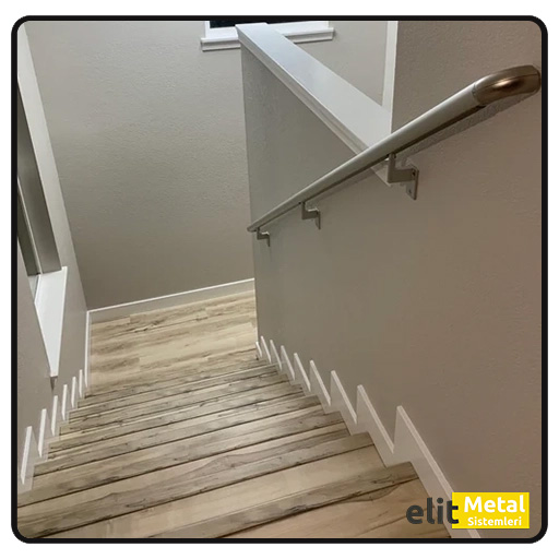 alüminyum duvar tutamacı sistemleri, merdiven alüminyum tutamaç, güvenlik amaçlı duvar tutamaç, paslanmaz alüminyum tutamaç, dayanıklı duvar destek aparatı, iç mekân alüminyum tutamaç montajı, dekoratif duvar tutamaç çözümleri, estetik alüminyum tutamak, merdiven güvenlik tutamaçları, alüminyum tırabzan tutamacı, özel ölçü duvar tutamaçları, hafif alüminyum tutamaç profili, duvar montaj alüminyum sistemleri, el ile kavrama tutamaçları, bina içi güvenlik tutamaç, alüminyum tutamaç aksesuarları, uzun ömürlü duvar tutamacı, kolay montaj alüminyum tutamaç, modern görünüm duvar tutamaç, alüminyum merdiven destek sistemi