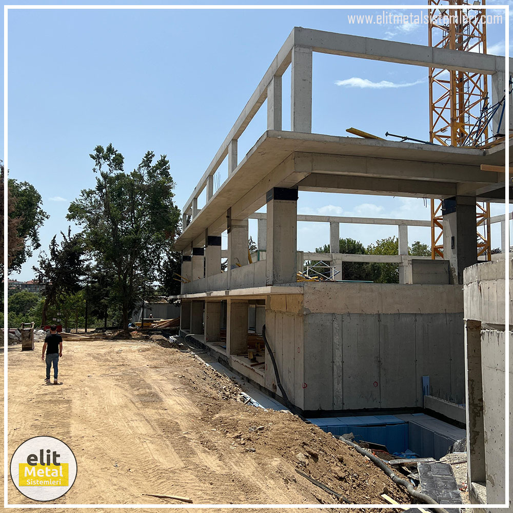 alüminyum çit sistemleri, alüminyum merdiven bariyeri, balkon alüminyum panel, paslanmaz alüminyum güvenlik, dayanıklı alüminyum korkuluk profili, cam panel balkon korkuluğu, temperli cam merdiven paneli, şeffaf cam güvenlik bariyeri, paslanmaz cam bağlantı elemanları, dekoratif cam panel çözümleri, ferforje balkon bariyeri, el işçiliği ferforje panel, özel tasarım ferforje güvenlik, ferforje dış alan koruma, dayanıklı ferforje çit, lazer kesim metal panel, desenli lazer kesim korkuluk, lazer teknoloji ile üretilmiş korkuluk, özel motifli lazer panel, dekoratif lazer metal bariyer, galvaniz mesh panel çit, sanayi tipi mesh güvenlik, tel örgü panel uygulaması, otopark güvenlik paneli, balkon tel panel çözümü, pleksi merdiven paneli, şeffaf pleksi bariyer, dayanıklı pleksi korkuluk, iç mekân pleksi uygulaması, alüminyum duvar tutamaç, merdiven alüminyum tutamak, dayanıklı duvar destek aparatı, motorlu otomatik tente sistemi, açılır kapanır pergole uygulaması, uzaktan kumandalı pergole, motorlu kepenk sistemi, güvenlikli otomatik kepenk, alüminyum çerçeveli kış bahçesi, camlı teras kış bahçesi, kompozit panel dış cephe, alüminyum kaplamalı kompozit panel