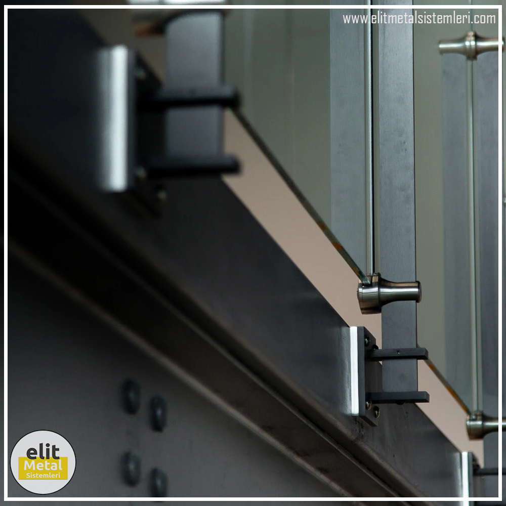 krom korkuluk modelleri, krom merdiven korkuluğu, paslanmaz krom korkuluk, balkon krom korkuluk sistemleri, dış mekân krom korkuluk, krom korkuluk imalatı, krom korkuluk montaj hizmeti, parlak yüzeyli krom korkuluk, krom korkuluk aksesuarları, güvenli krom korkuluk çözümleri, uzun ömürlü krom korkuluk, dekoratif krom korkuluk tasarımı, krom korkuluk fiyat teklifleri, iç mekân krom korkuluk uygulamaları, krom korkuluk üreticisi, merdiven güvenlik korkuluğu, estetik krom kaplama sistemleri, dayanıklı krom korkuluk projeleri, bina giriş korkuluğu, özel ölçü krom korkuluk