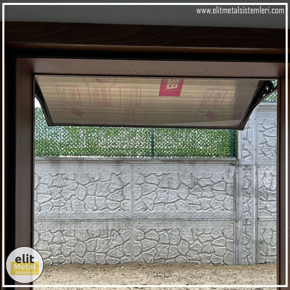 alüminyum çit sistemleri, alüminyum merdiven bariyeri, balkon alüminyum panel, paslanmaz alüminyum güvenlik, dayanıklı alüminyum korkuluk profili, cam panel balkon korkuluğu, temperli cam merdiven paneli, şeffaf cam güvenlik bariyeri, paslanmaz cam bağlantı elemanları, dekoratif cam panel çözümleri, ferforje balkon bariyeri, el işçiliği ferforje panel, özel tasarım ferforje güvenlik, ferforje dış alan koruma, dayanıklı ferforje çit, lazer kesim metal panel, desenli lazer kesim korkuluk, lazer teknoloji ile üretilmiş korkuluk, özel motifli lazer panel, dekoratif lazer metal bariyer, galvaniz mesh panel çit, sanayi tipi mesh güvenlik, tel örgü panel uygulaması, otopark güvenlik paneli, balkon tel panel çözümü, pleksi merdiven paneli, şeffaf pleksi bariyer, dayanıklı pleksi korkuluk, iç mekân pleksi uygulaması, alüminyum duvar tutamaç, merdiven alüminyum tutamak, dayanıklı duvar destek aparatı, motorlu otomatik tente sistemi, açılır kapanır pergole uygulaması, uzaktan kumandalı pergole, motorlu kepenk sistemi, güvenlikli otomatik kepenk, alüminyum çerçeveli kış bahçesi, camlı teras kış bahçesi, kompozit panel dış cephe, alüminyum kaplamalı kompozit panel