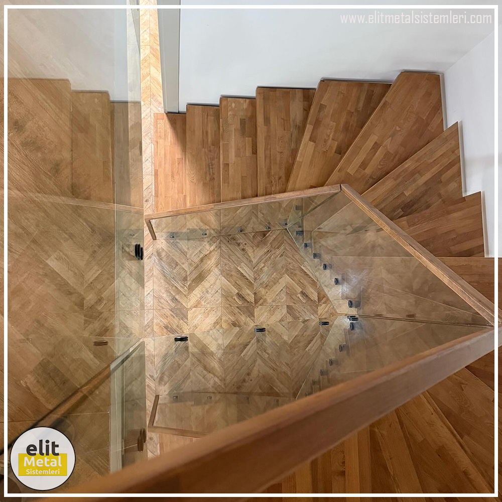 alüminyum çit sistemleri, alüminyum merdiven bariyeri, balkon alüminyum panel, paslanmaz alüminyum güvenlik, dayanıklı alüminyum korkuluk profili, cam panel balkon korkuluğu, temperli cam merdiven paneli, şeffaf cam güvenlik bariyeri, paslanmaz cam bağlantı elemanları, dekoratif cam panel çözümleri, ferforje balkon bariyeri, el işçiliği ferforje panel, özel tasarım ferforje güvenlik, ferforje dış alan koruma, dayanıklı ferforje çit, lazer kesim metal panel, desenli lazer kesim korkuluk, lazer teknoloji ile üretilmiş korkuluk, özel motifli lazer panel, dekoratif lazer metal bariyer, galvaniz mesh panel çit, sanayi tipi mesh güvenlik, tel örgü panel uygulaması, otopark güvenlik paneli, balkon tel panel çözümü, pleksi merdiven paneli, şeffaf pleksi bariyer, dayanıklı pleksi korkuluk, iç mekân pleksi uygulaması, alüminyum duvar tutamaç, merdiven alüminyum tutamak, dayanıklı duvar destek aparatı, motorlu otomatik tente sistemi, açılır kapanır pergole uygulaması, uzaktan kumandalı pergole, motorlu kepenk sistemi, güvenlikli otomatik kepenk, alüminyum çerçeveli kış bahçesi, camlı teras kış bahçesi, kompozit panel dış cephe, alüminyum kaplamalı kompozit panel