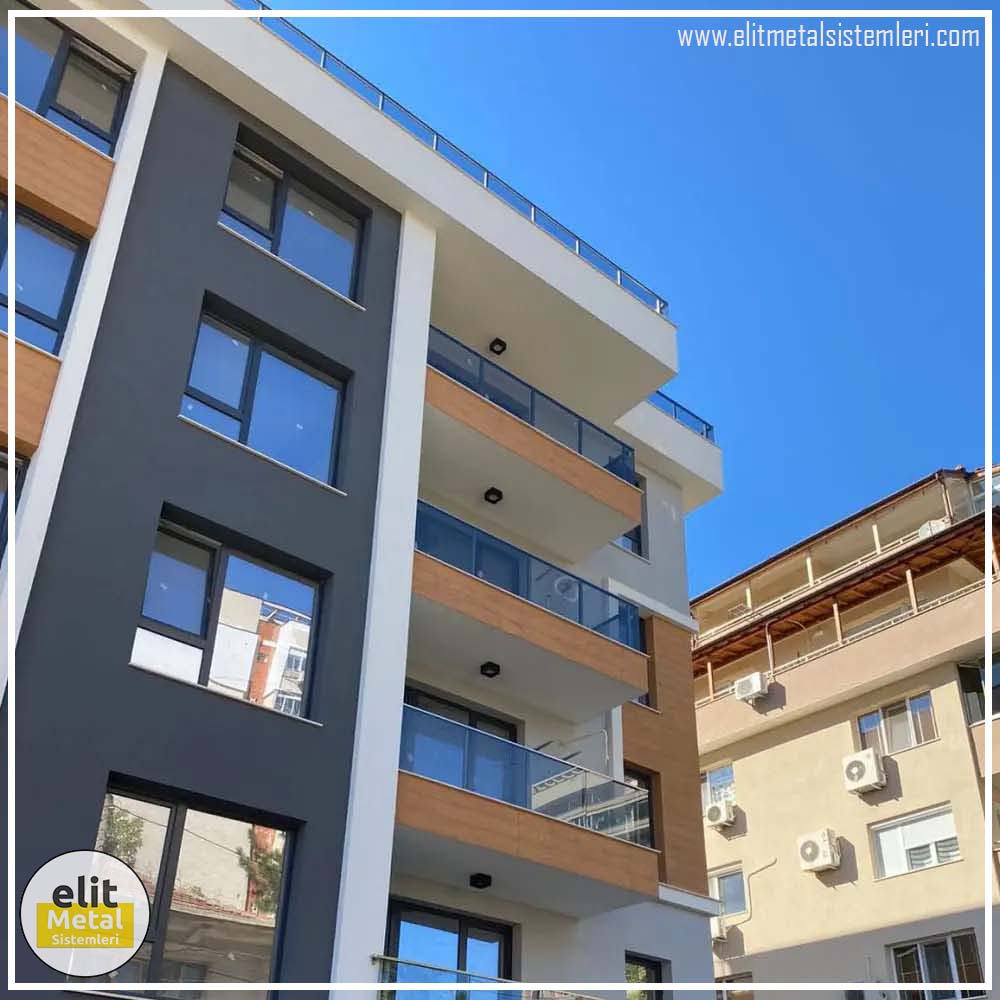 alüminyum çit sistemleri, alüminyum merdiven bariyeri, balkon alüminyum panel, paslanmaz alüminyum güvenlik, dayanıklı alüminyum korkuluk profili, cam panel balkon korkuluğu, temperli cam merdiven paneli, şeffaf cam güvenlik bariyeri, paslanmaz cam bağlantı elemanları, dekoratif cam panel çözümleri, ferforje balkon bariyeri, el işçiliği ferforje panel, özel tasarım ferforje güvenlik, ferforje dış alan koruma, dayanıklı ferforje çit, lazer kesim metal panel, desenli lazer kesim korkuluk, lazer teknoloji ile üretilmiş korkuluk, özel motifli lazer panel, dekoratif lazer metal bariyer, galvaniz mesh panel çit, sanayi tipi mesh güvenlik, tel örgü panel uygulaması, otopark güvenlik paneli, balkon tel panel çözümü, pleksi merdiven paneli, şeffaf pleksi bariyer, dayanıklı pleksi korkuluk, iç mekân pleksi uygulaması, alüminyum duvar tutamaç, merdiven alüminyum tutamak, dayanıklı duvar destek aparatı, motorlu otomatik tente sistemi, açılır kapanır pergole uygulaması, uzaktan kumandalı pergole, motorlu kepenk sistemi, güvenlikli otomatik kepenk, alüminyum çerçeveli kış bahçesi, camlı teras kış bahçesi, kompozit panel dış cephe, alüminyum kaplamalı kompozit panel