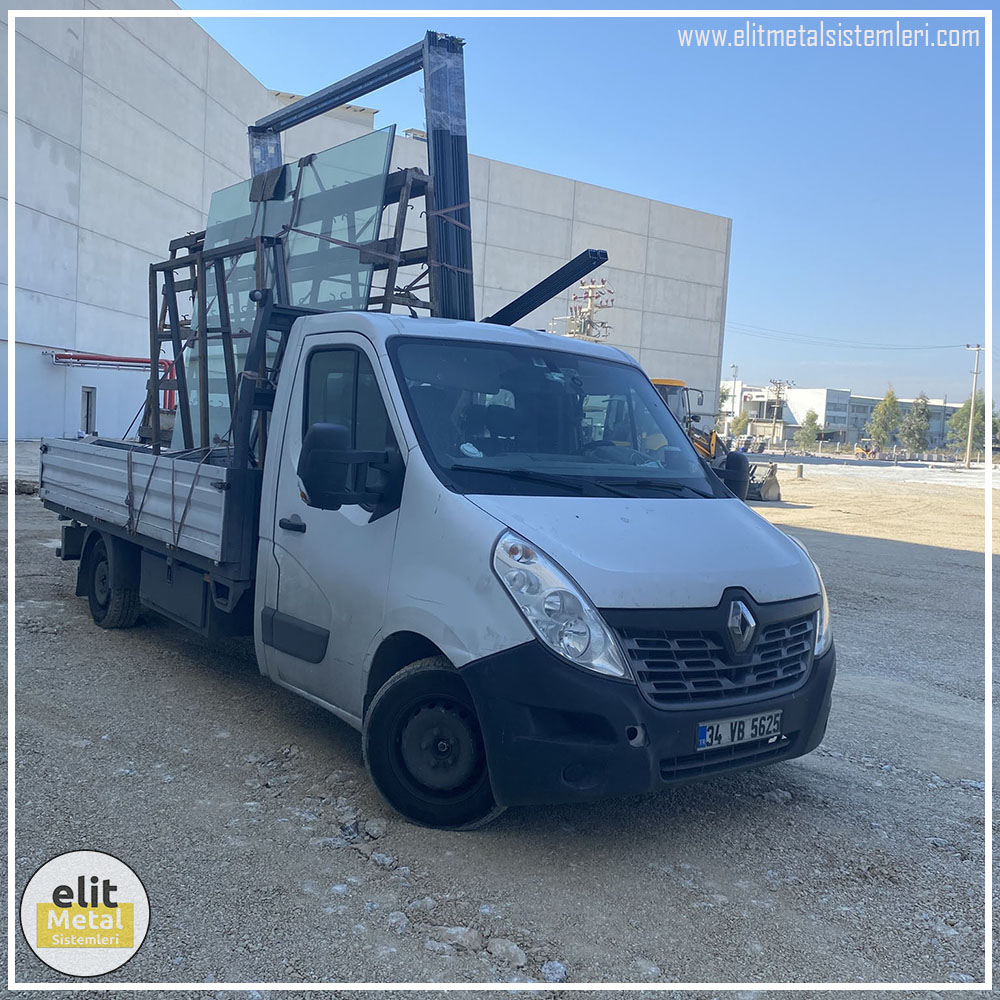 alüminyum çit sistemleri, alüminyum merdiven bariyeri, balkon alüminyum panel, paslanmaz alüminyum güvenlik, dayanıklı alüminyum korkuluk profili, cam panel balkon korkuluğu, temperli cam merdiven paneli, şeffaf cam güvenlik bariyeri, paslanmaz cam bağlantı elemanları, dekoratif cam panel çözümleri, ferforje balkon bariyeri, el işçiliği ferforje panel, özel tasarım ferforje güvenlik, ferforje dış alan koruma, dayanıklı ferforje çit, lazer kesim metal panel, desenli lazer kesim korkuluk, lazer teknoloji ile üretilmiş korkuluk, özel motifli lazer panel, dekoratif lazer metal bariyer, galvaniz mesh panel çit, sanayi tipi mesh güvenlik, tel örgü panel uygulaması, otopark güvenlik paneli, balkon tel panel çözümü, pleksi merdiven paneli, şeffaf pleksi bariyer, dayanıklı pleksi korkuluk, iç mekân pleksi uygulaması, alüminyum duvar tutamaç, merdiven alüminyum tutamak, dayanıklı duvar destek aparatı, motorlu otomatik tente sistemi, açılır kapanır pergole uygulaması, uzaktan kumandalı pergole, motorlu kepenk sistemi, güvenlikli otomatik kepenk, alüminyum çerçeveli kış bahçesi, camlı teras kış bahçesi, kompozit panel dış cephe, alüminyum kaplamalı kompozit panel