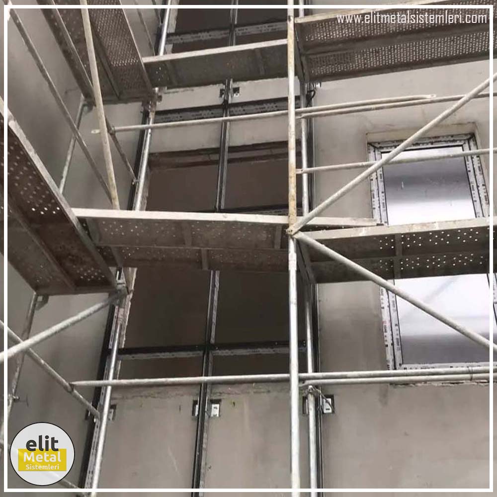 alüminyum çit sistemleri, alüminyum merdiven bariyeri, balkon alüminyum panel, paslanmaz alüminyum güvenlik, dayanıklı alüminyum korkuluk profili, cam panel balkon korkuluğu, temperli cam merdiven paneli, şeffaf cam güvenlik bariyeri, paslanmaz cam bağlantı elemanları, dekoratif cam panel çözümleri, ferforje balkon bariyeri, el işçiliği ferforje panel, özel tasarım ferforje güvenlik, ferforje dış alan koruma, dayanıklı ferforje çit, lazer kesim metal panel, desenli lazer kesim korkuluk, lazer teknoloji ile üretilmiş korkuluk, özel motifli lazer panel, dekoratif lazer metal bariyer, galvaniz mesh panel çit, sanayi tipi mesh güvenlik, tel örgü panel uygulaması, otopark güvenlik paneli, balkon tel panel çözümü, pleksi merdiven paneli, şeffaf pleksi bariyer, dayanıklı pleksi korkuluk, iç mekân pleksi uygulaması, alüminyum duvar tutamaç, merdiven alüminyum tutamak, dayanıklı duvar destek aparatı, motorlu otomatik tente sistemi, açılır kapanır pergole uygulaması, uzaktan kumandalı pergole, motorlu kepenk sistemi, güvenlikli otomatik kepenk, alüminyum çerçeveli kış bahçesi, camlı teras kış bahçesi, kompozit panel dış cephe, alüminyum kaplamalı kompozit panel