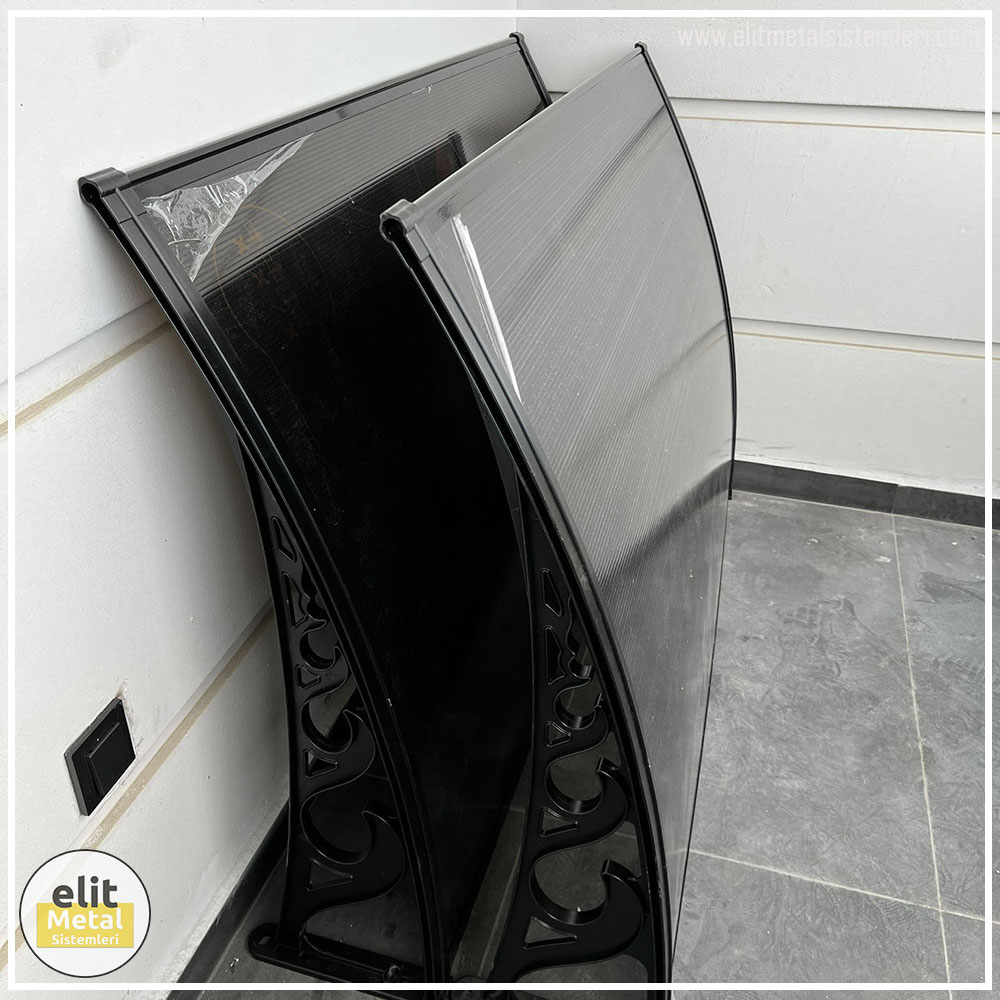 alüminyum çit sistemleri, alüminyum merdiven bariyeri, balkon alüminyum panel, paslanmaz alüminyum güvenlik, dayanıklı alüminyum korkuluk profili, cam panel balkon korkuluğu, temperli cam merdiven paneli, şeffaf cam güvenlik bariyeri, paslanmaz cam bağlantı elemanları, dekoratif cam panel çözümleri, ferforje balkon bariyeri, el işçiliği ferforje panel, özel tasarım ferforje güvenlik, ferforje dış alan koruma, dayanıklı ferforje çit, lazer kesim metal panel, desenli lazer kesim korkuluk, lazer teknoloji ile üretilmiş korkuluk, özel motifli lazer panel, dekoratif lazer metal bariyer, galvaniz mesh panel çit, sanayi tipi mesh güvenlik, tel örgü panel uygulaması, otopark güvenlik paneli, balkon tel panel çözümü, pleksi merdiven paneli, şeffaf pleksi bariyer, dayanıklı pleksi korkuluk, iç mekân pleksi uygulaması, alüminyum duvar tutamaç, merdiven alüminyum tutamak, dayanıklı duvar destek aparatı, motorlu otomatik tente sistemi, açılır kapanır pergole uygulaması, uzaktan kumandalı pergole, motorlu kepenk sistemi, güvenlikli otomatik kepenk, alüminyum çerçeveli kış bahçesi, camlı teras kış bahçesi, kompozit panel dış cephe, alüminyum kaplamalı kompozit panel