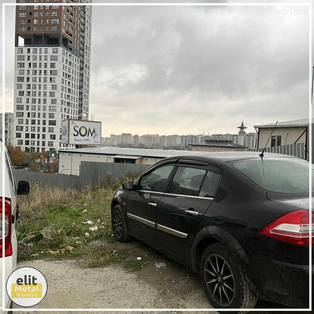 alüminyum çit sistemleri, alüminyum merdiven bariyeri, balkon alüminyum panel, paslanmaz alüminyum güvenlik, dayanıklı alüminyum korkuluk profili, cam panel balkon korkuluğu, temperli cam merdiven paneli, şeffaf cam güvenlik bariyeri, paslanmaz cam bağlantı elemanları, dekoratif cam panel çözümleri, ferforje balkon bariyeri, el işçiliği ferforje panel, özel tasarım ferforje güvenlik, ferforje dış alan koruma, dayanıklı ferforje çit, lazer kesim metal panel, desenli lazer kesim korkuluk, lazer teknoloji ile üretilmiş korkuluk, özel motifli lazer panel, dekoratif lazer metal bariyer, galvaniz mesh panel çit, sanayi tipi mesh güvenlik, tel örgü panel uygulaması, otopark güvenlik paneli, balkon tel panel çözümü, pleksi merdiven paneli, şeffaf pleksi bariyer, dayanıklı pleksi korkuluk, iç mekân pleksi uygulaması, alüminyum duvar tutamaç, merdiven alüminyum tutamak, dayanıklı duvar destek aparatı, motorlu otomatik tente sistemi, açılır kapanır pergole uygulaması, uzaktan kumandalı pergole, motorlu kepenk sistemi, güvenlikli otomatik kepenk, alüminyum çerçeveli kış bahçesi, camlı teras kış bahçesi, kompozit panel dış cephe, alüminyum kaplamalı kompozit panel