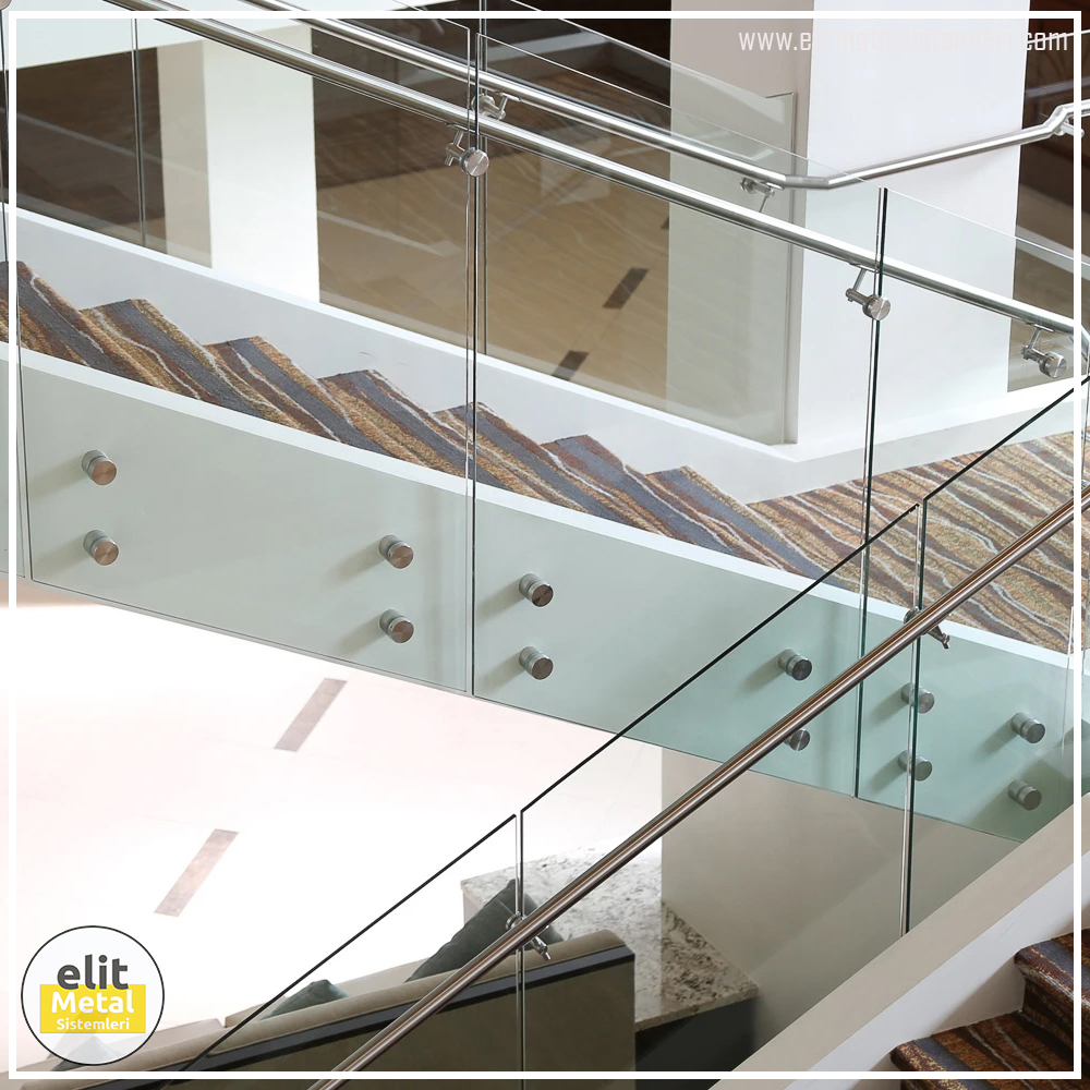alüminyum çit sistemleri, alüminyum merdiven bariyeri, balkon alüminyum panel, paslanmaz alüminyum güvenlik, dayanıklı alüminyum korkuluk profili, cam panel balkon korkuluğu, temperli cam merdiven paneli, şeffaf cam güvenlik bariyeri, paslanmaz cam bağlantı elemanları, dekoratif cam panel çözümleri, ferforje balkon bariyeri, el işçiliği ferforje panel, özel tasarım ferforje güvenlik, ferforje dış alan koruma, dayanıklı ferforje çit, lazer kesim metal panel, desenli lazer kesim korkuluk, lazer teknoloji ile üretilmiş korkuluk, özel motifli lazer panel, dekoratif lazer metal bariyer, galvaniz mesh panel çit, sanayi tipi mesh güvenlik, tel örgü panel uygulaması, otopark güvenlik paneli, balkon tel panel çözümü, pleksi merdiven paneli, şeffaf pleksi bariyer, dayanıklı pleksi korkuluk, iç mekân pleksi uygulaması, alüminyum duvar tutamaç, merdiven alüminyum tutamak, dayanıklı duvar destek aparatı, motorlu otomatik tente sistemi, açılır kapanır pergole uygulaması, uzaktan kumandalı pergole, motorlu kepenk sistemi, güvenlikli otomatik kepenk, alüminyum çerçeveli kış bahçesi, camlı teras kış bahçesi, kompozit panel dış cephe, alüminyum kaplamalı kompozit panel