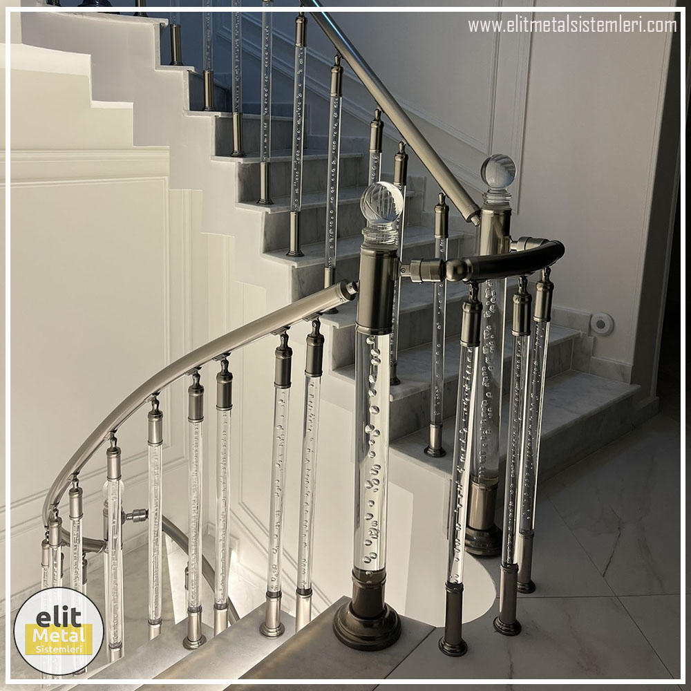 alüminyum çit sistemleri, alüminyum merdiven bariyeri, balkon alüminyum panel, paslanmaz alüminyum güvenlik, dayanıklı alüminyum korkuluk profili, cam panel balkon korkuluğu, temperli cam merdiven paneli, şeffaf cam güvenlik bariyeri, paslanmaz cam bağlantı elemanları, dekoratif cam panel çözümleri, ferforje balkon bariyeri, el işçiliği ferforje panel, özel tasarım ferforje güvenlik, ferforje dış alan koruma, dayanıklı ferforje çit, lazer kesim metal panel, desenli lazer kesim korkuluk, lazer teknoloji ile üretilmiş korkuluk, özel motifli lazer panel, dekoratif lazer metal bariyer, galvaniz mesh panel çit, sanayi tipi mesh güvenlik, tel örgü panel uygulaması, otopark güvenlik paneli, balkon tel panel çözümü, pleksi merdiven paneli, şeffaf pleksi bariyer, dayanıklı pleksi korkuluk, iç mekân pleksi uygulaması, alüminyum duvar tutamaç, merdiven alüminyum tutamak, dayanıklı duvar destek aparatı, motorlu otomatik tente sistemi, açılır kapanır pergole uygulaması, uzaktan kumandalı pergole, motorlu kepenk sistemi, güvenlikli otomatik kepenk, alüminyum çerçeveli kış bahçesi, camlı teras kış bahçesi, kompozit panel dış cephe, alüminyum kaplamalı kompozit panel