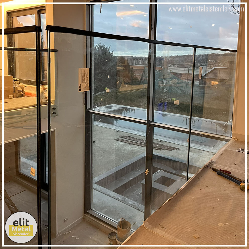 alüminyum çit sistemleri, alüminyum merdiven bariyeri, balkon alüminyum panel, paslanmaz alüminyum güvenlik, dayanıklı alüminyum korkuluk profili, cam panel balkon korkuluğu, temperli cam merdiven paneli, şeffaf cam güvenlik bariyeri, paslanmaz cam bağlantı elemanları, dekoratif cam panel çözümleri, ferforje balkon bariyeri, el işçiliği ferforje panel, özel tasarım ferforje güvenlik, ferforje dış alan koruma, dayanıklı ferforje çit, lazer kesim metal panel, desenli lazer kesim korkuluk, lazer teknoloji ile üretilmiş korkuluk, özel motifli lazer panel, dekoratif lazer metal bariyer, galvaniz mesh panel çit, sanayi tipi mesh güvenlik, tel örgü panel uygulaması, otopark güvenlik paneli, balkon tel panel çözümü, pleksi merdiven paneli, şeffaf pleksi bariyer, dayanıklı pleksi korkuluk, iç mekân pleksi uygulaması, alüminyum duvar tutamaç, merdiven alüminyum tutamak, dayanıklı duvar destek aparatı, motorlu otomatik tente sistemi, açılır kapanır pergole uygulaması, uzaktan kumandalı pergole, motorlu kepenk sistemi, güvenlikli otomatik kepenk, alüminyum çerçeveli kış bahçesi, camlı teras kış bahçesi, kompozit panel dış cephe, alüminyum kaplamalı kompozit panel