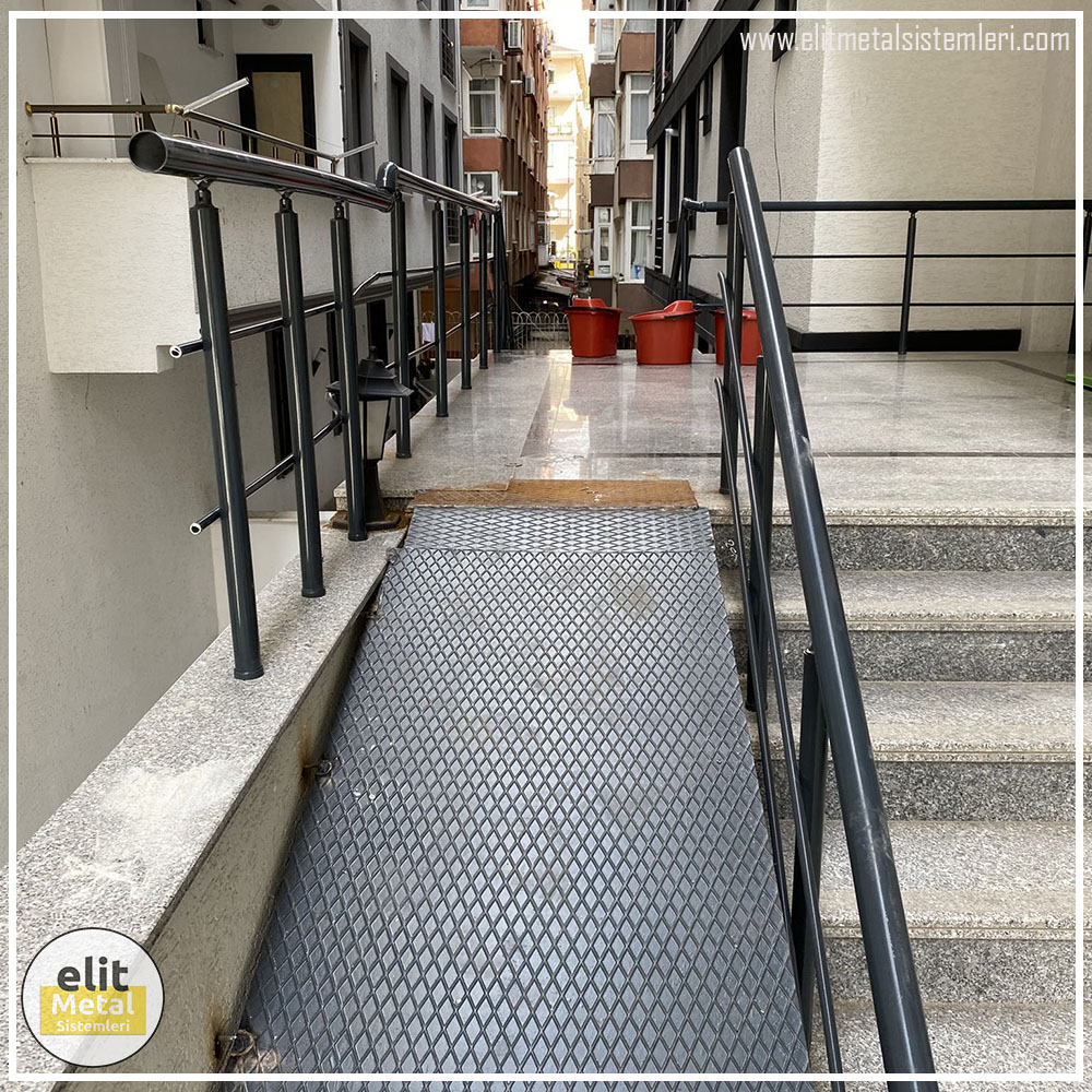 alüminyum çit sistemleri, alüminyum merdiven bariyeri, balkon alüminyum panel, paslanmaz alüminyum güvenlik, dayanıklı alüminyum korkuluk profili, cam panel balkon korkuluğu, temperli cam merdiven paneli, şeffaf cam güvenlik bariyeri, paslanmaz cam bağlantı elemanları, dekoratif cam panel çözümleri, ferforje balkon bariyeri, el işçiliği ferforje panel, özel tasarım ferforje güvenlik, ferforje dış alan koruma, dayanıklı ferforje çit, lazer kesim metal panel, desenli lazer kesim korkuluk, lazer teknoloji ile üretilmiş korkuluk, özel motifli lazer panel, dekoratif lazer metal bariyer, galvaniz mesh panel çit, sanayi tipi mesh güvenlik, tel örgü panel uygulaması, otopark güvenlik paneli, balkon tel panel çözümü, pleksi merdiven paneli, şeffaf pleksi bariyer, dayanıklı pleksi korkuluk, iç mekân pleksi uygulaması, alüminyum duvar tutamaç, merdiven alüminyum tutamak, dayanıklı duvar destek aparatı, motorlu otomatik tente sistemi, açılır kapanır pergole uygulaması, uzaktan kumandalı pergole, motorlu kepenk sistemi, güvenlikli otomatik kepenk, alüminyum çerçeveli kış bahçesi, camlı teras kış bahçesi, kompozit panel dış cephe, alüminyum kaplamalı kompozit panel