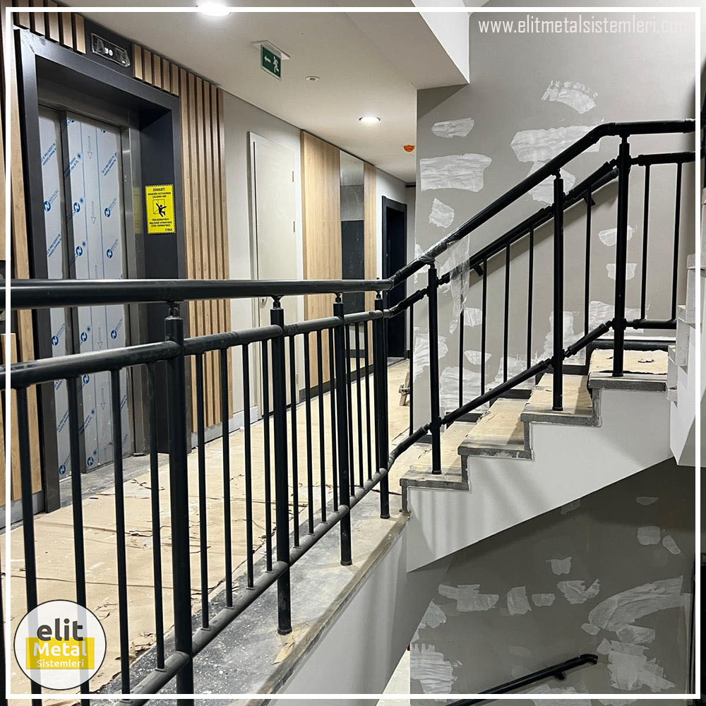 alüminyum korkuluk sistemleri, balkon alüminyum korkuluk, merdiven alüminyum paneli, paslanmaz alüminyum korkuluk, dayanıklı alüminyum çit, alüminyum korkuluk montaj hizmeti, dış alan alüminyum uygulamaları, estetik alüminyum bariyer, alüminyum güvenlik korkuluğu, alüminyum korkuluk fiyatları, özel ölçü alüminyum korkuluk, hafif alüminyum korkuluk profili, alüminyum korkuluk imalatı, bina çevresi alüminyum çözümleri, alüminyum korkuluk aksesuarları, dekoratif alüminyum panel, hızlı montaj alüminyum korkuluk, alüminyum merdiven güvenliği, alüminyum çit üreticisi, uzun ömürlü alüminyum sistemleri