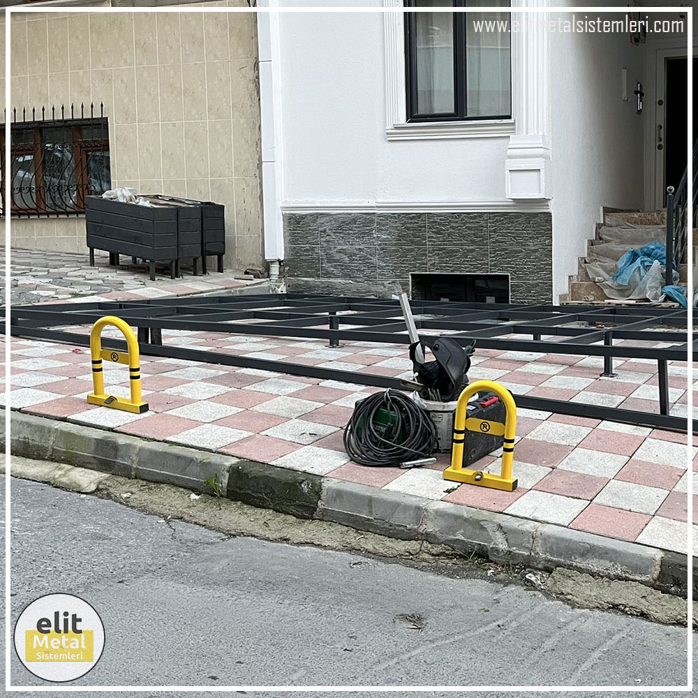 alüminyum çit sistemleri, alüminyum merdiven bariyeri, balkon alüminyum panel, paslanmaz alüminyum güvenlik, dayanıklı alüminyum korkuluk profili, cam panel balkon korkuluğu, temperli cam merdiven paneli, şeffaf cam güvenlik bariyeri, paslanmaz cam bağlantı elemanları, dekoratif cam panel çözümleri, ferforje balkon bariyeri, el işçiliği ferforje panel, özel tasarım ferforje güvenlik, ferforje dış alan koruma, dayanıklı ferforje çit, lazer kesim metal panel, desenli lazer kesim korkuluk, lazer teknoloji ile üretilmiş korkuluk, özel motifli lazer panel, dekoratif lazer metal bariyer, galvaniz mesh panel çit, sanayi tipi mesh güvenlik, tel örgü panel uygulaması, otopark güvenlik paneli, balkon tel panel çözümü, pleksi merdiven paneli, şeffaf pleksi bariyer, dayanıklı pleksi korkuluk, iç mekân pleksi uygulaması, alüminyum duvar tutamaç, merdiven alüminyum tutamak, dayanıklı duvar destek aparatı, motorlu otomatik tente sistemi, açılır kapanır pergole uygulaması, uzaktan kumandalı pergole, motorlu kepenk sistemi, güvenlikli otomatik kepenk, alüminyum çerçeveli kış bahçesi, camlı teras kış bahçesi, kompozit panel dış cephe, alüminyum kaplamalı kompozit panel