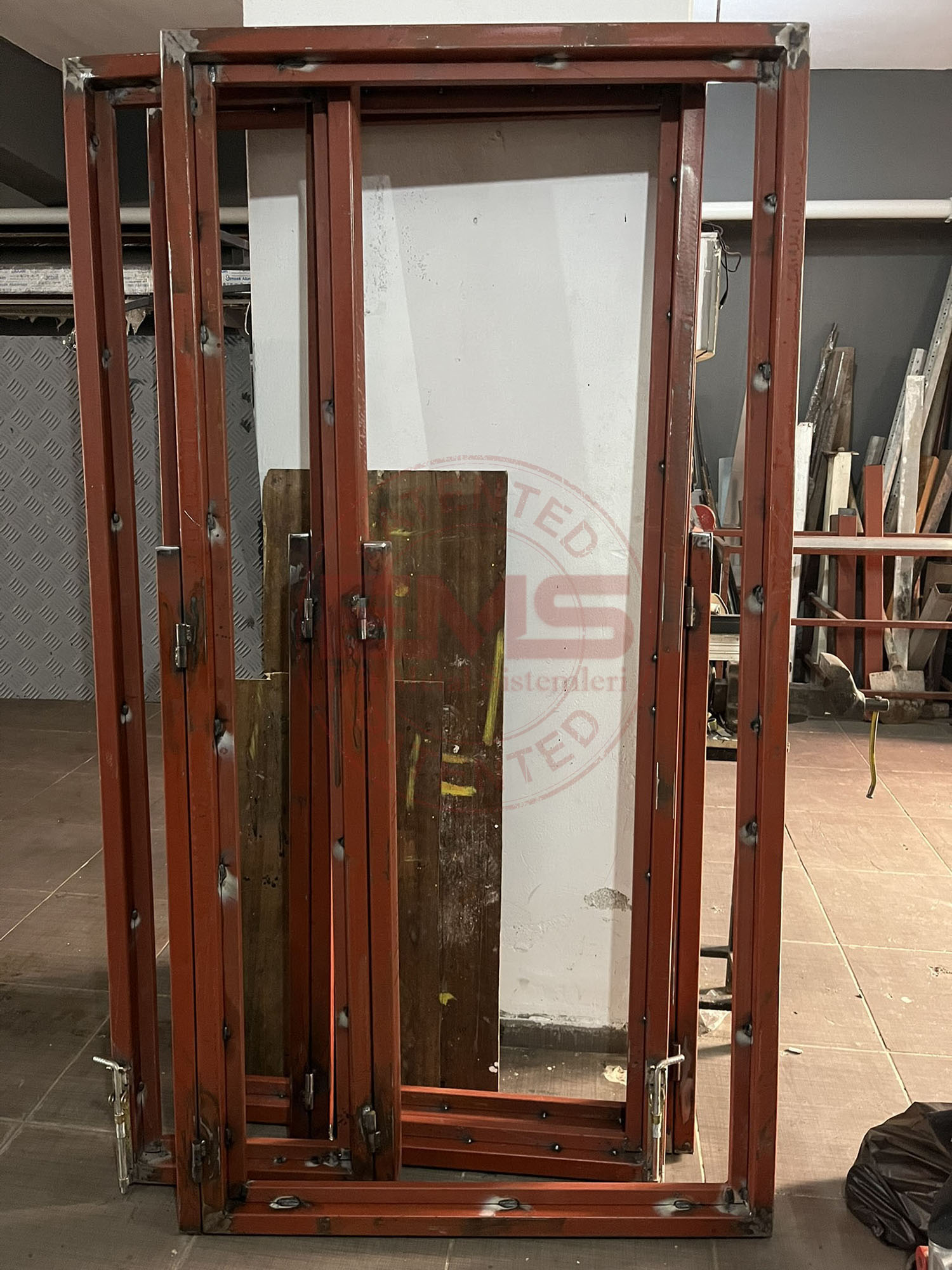 ElitMetalSistemleri-Turgay-Bey-Ahsap-Kapi-Uretim-Montaj- (2)