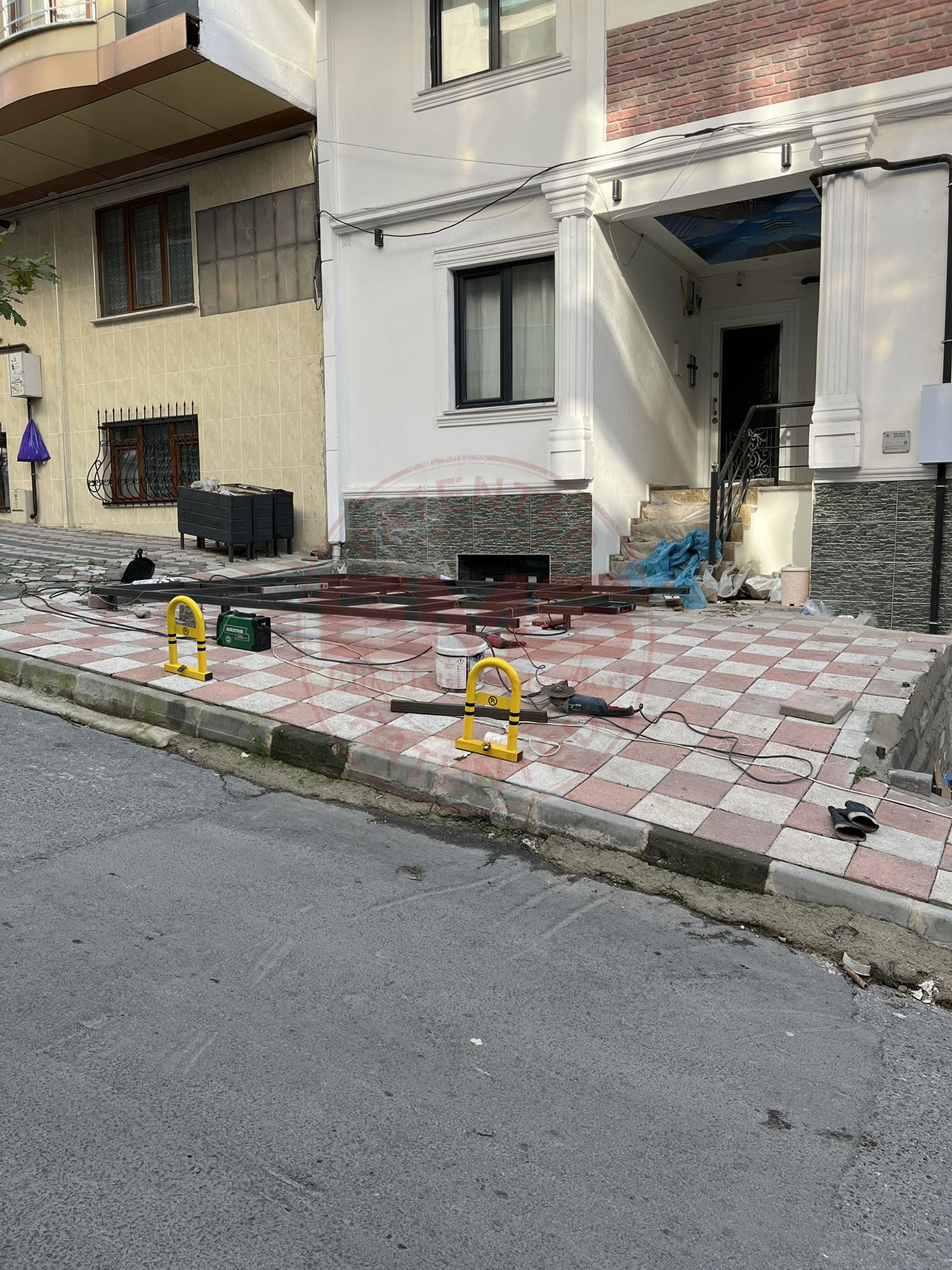 ElitMetalSistemleri-Turgay-Bey-Anavutköy-Zemin-Duzeltme-Pergole- (13)