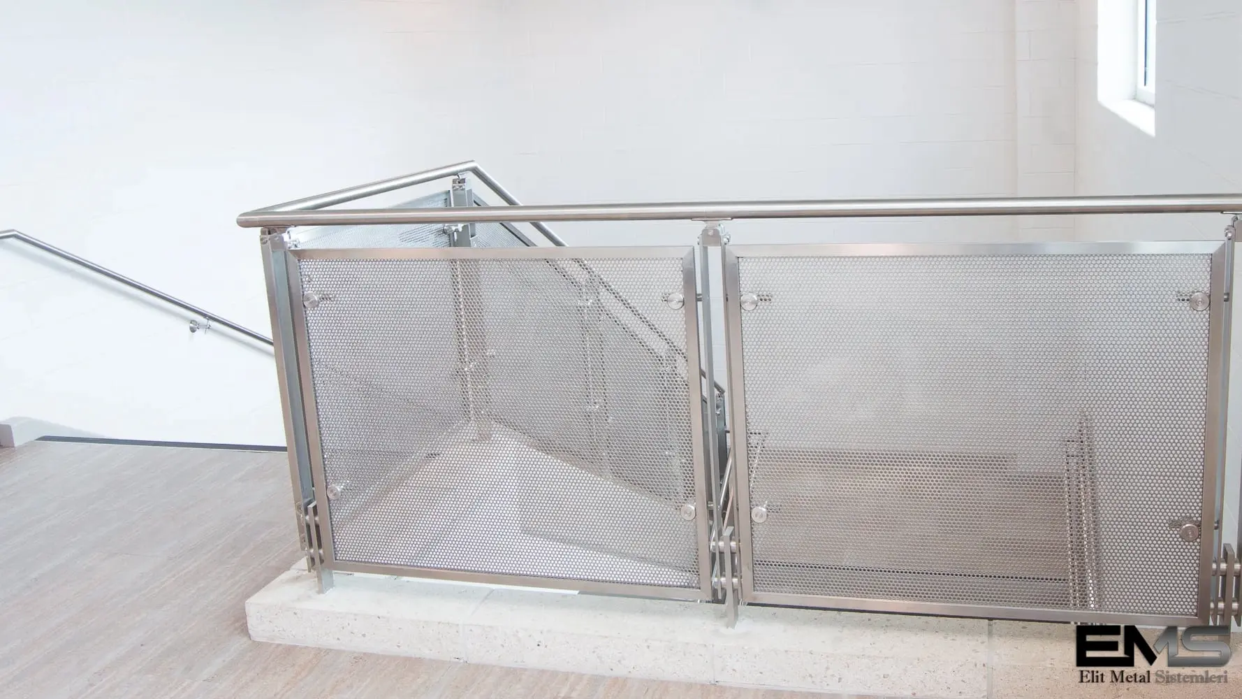 ems-mesh-panel-korkuluk-ref-13-1-1778x1000