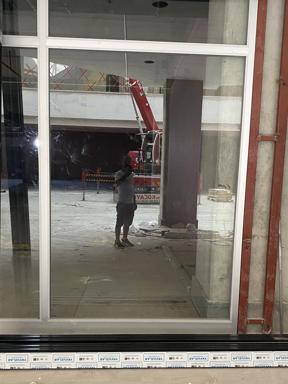 ElitMetalSistemleri-Aydın-Ops-Mall-Avm-Dograma-Kepenk-Uygulaması- (12)