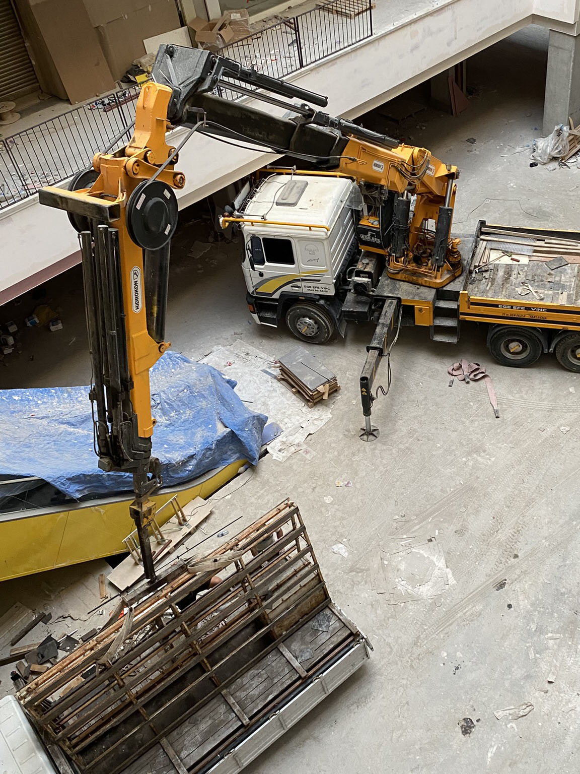 ElitMetalSistemleri-Aydın-Ops-Mall-Avm-Dograma-Kepenk-Uygulaması- (32)