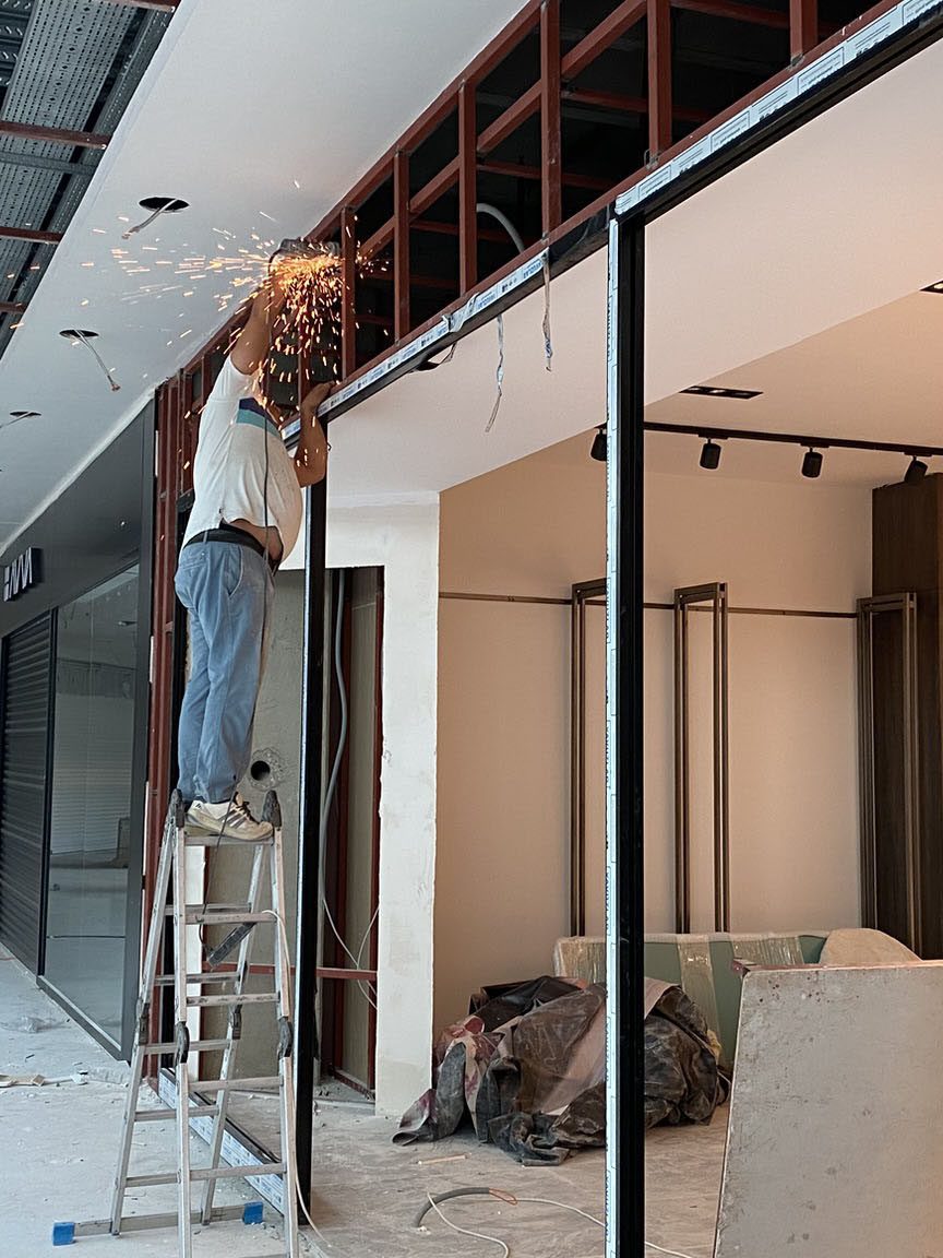 ElitMetalSistemleri-Aydın-Ops-Mall-Avm-Dograma-Kepenk-Uygulaması- (35)