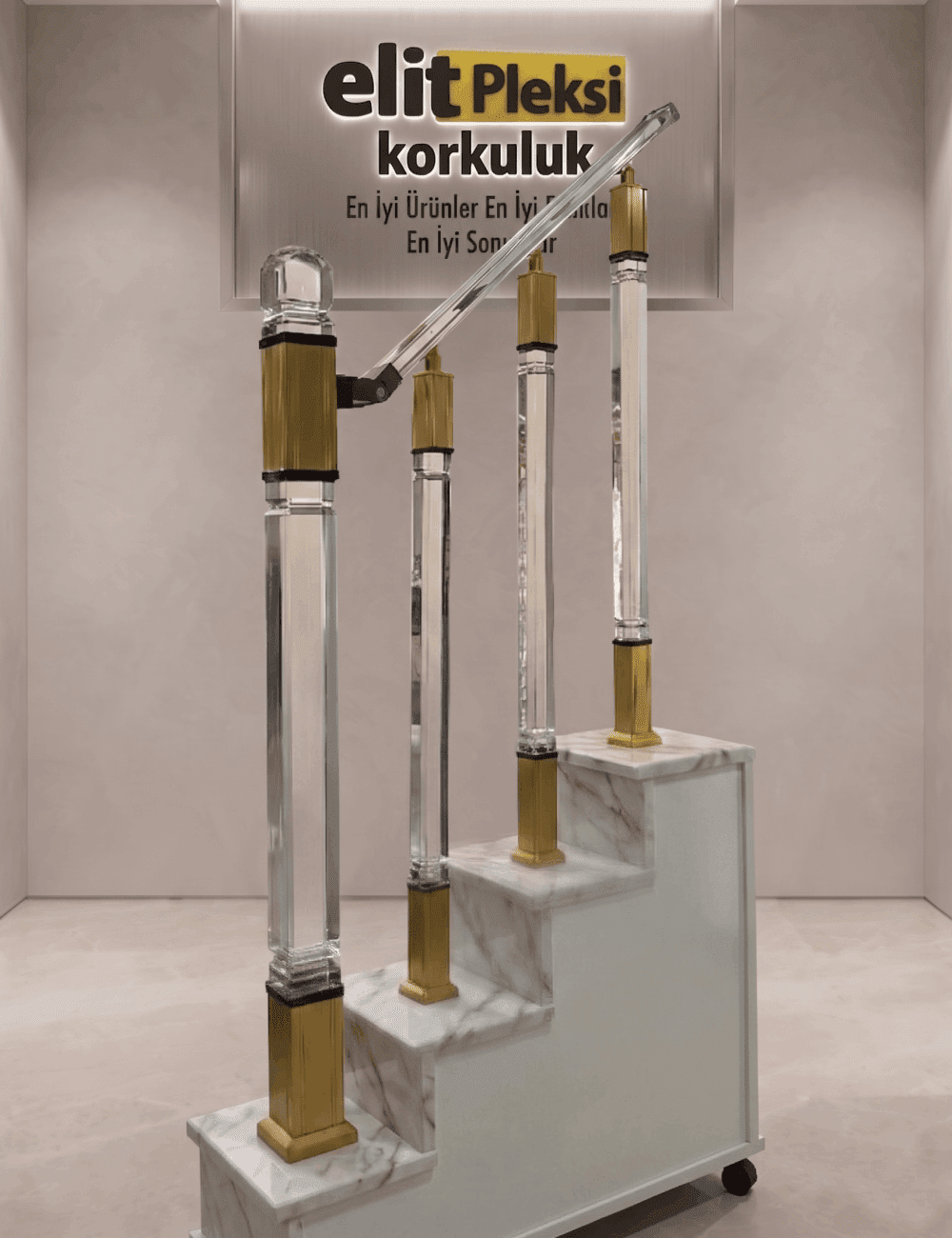 elit-pleksi-showroom-modeller-7-1000x1300